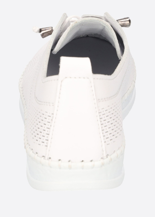 Cosmos laisvalaikio bateliai