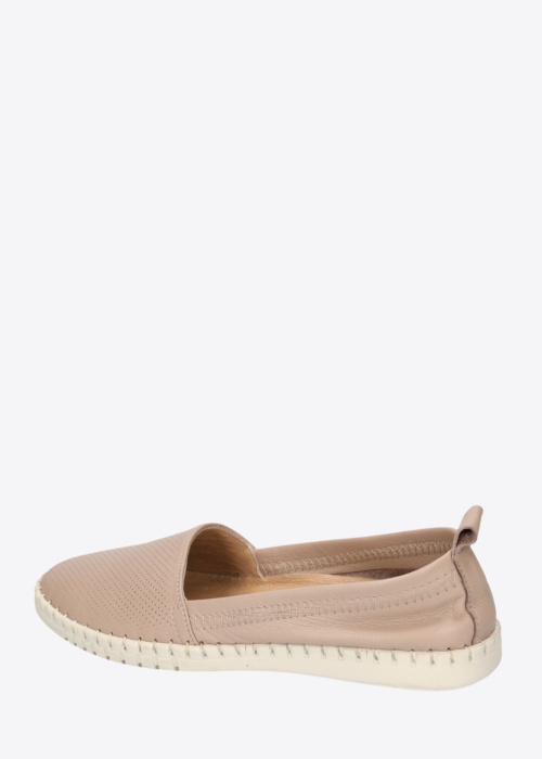 Cosmos laisvalaikio bateliai