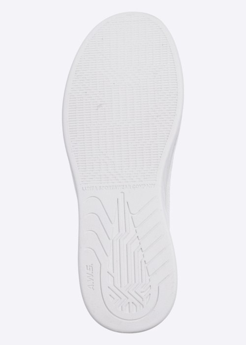 Luhta laisvalaikio bateliai Taikova