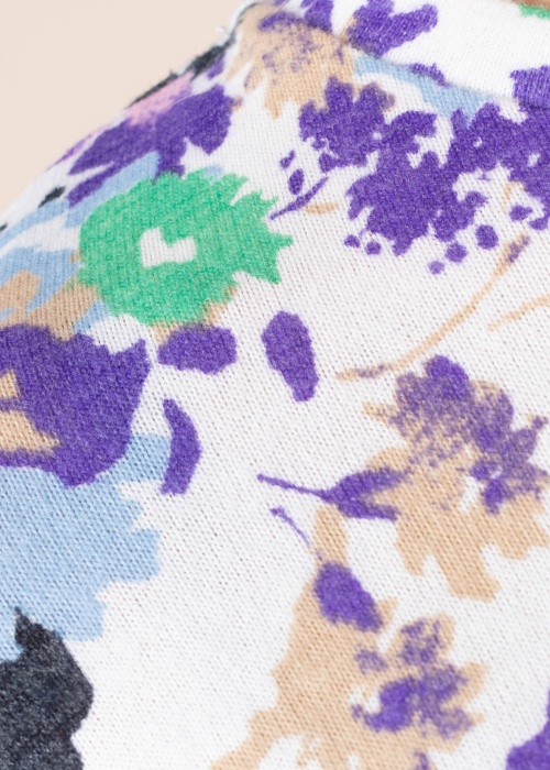 b.young megztinis Sky