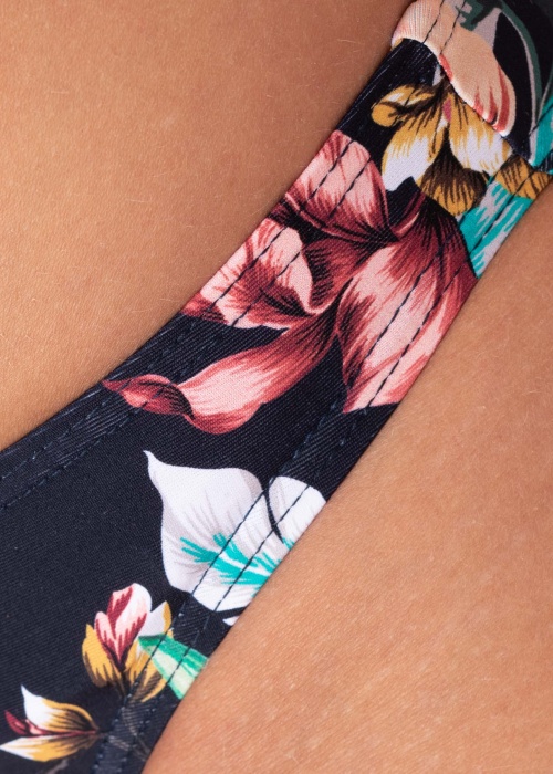 Esprit maudymosi kelnaitės