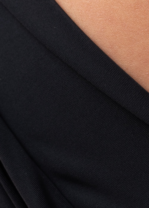 Trofe maudymosi kelnaitės