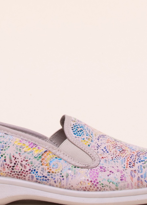 Campello uždari bateliai