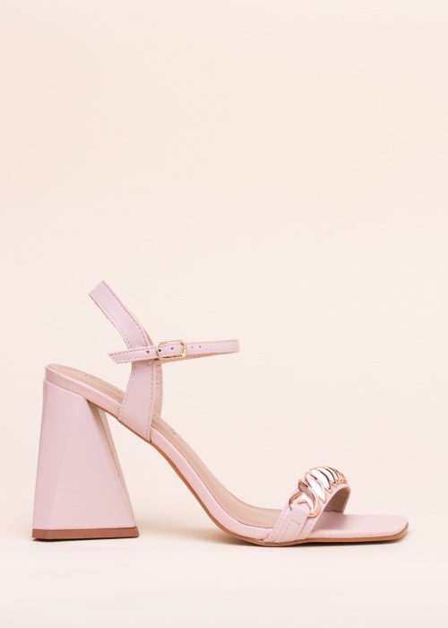 Loretta Vitale bateliai