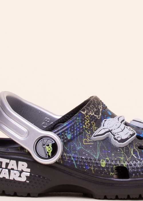 Crocs sandalai Classic Grogu