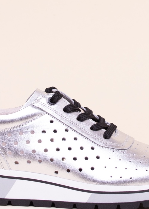 Caprice laisvalaikio bateliai