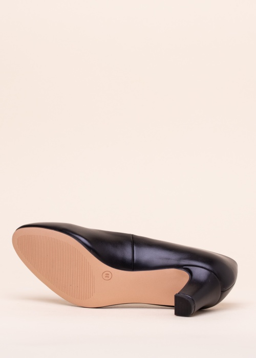 Jana uždari bateliai