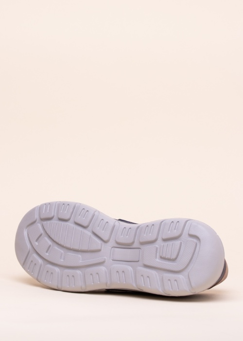 SJ laisvalaikio bateliai