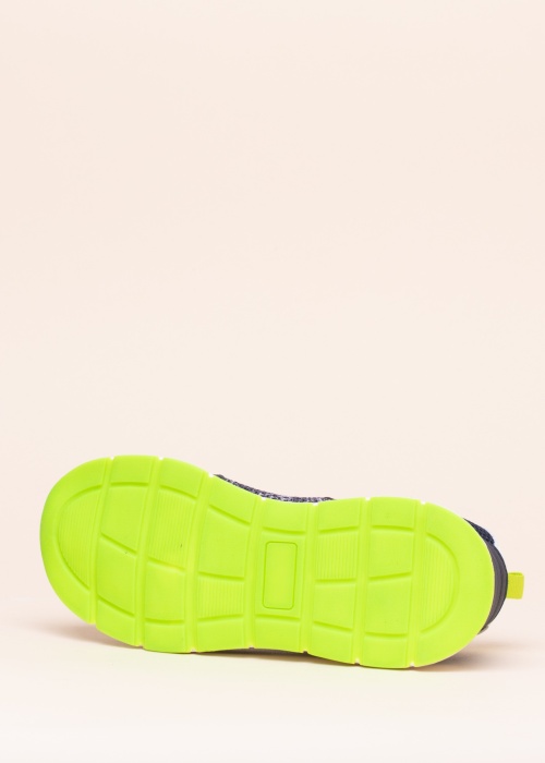 SJ laisvalaikio bateliai