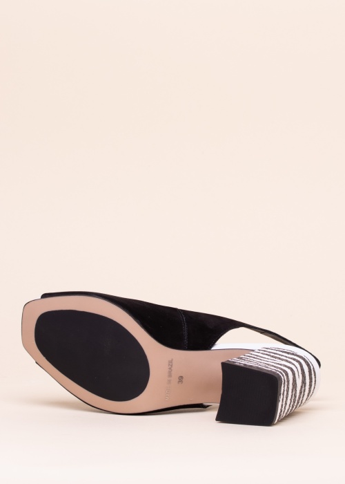 Loretta Vitale bateliai