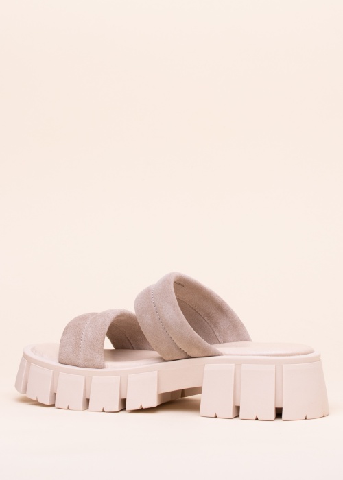 Ten Points bateliai Serena