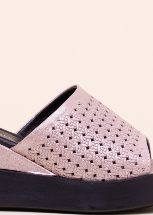 Loretta Vitale bateliai