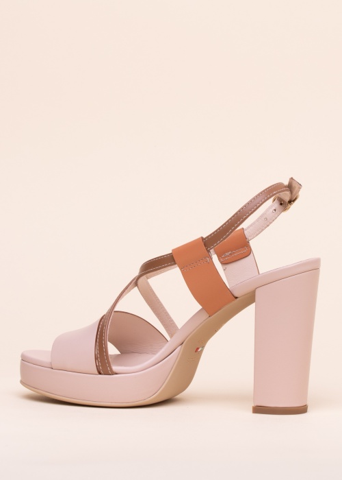 NeroGiardini bateliai