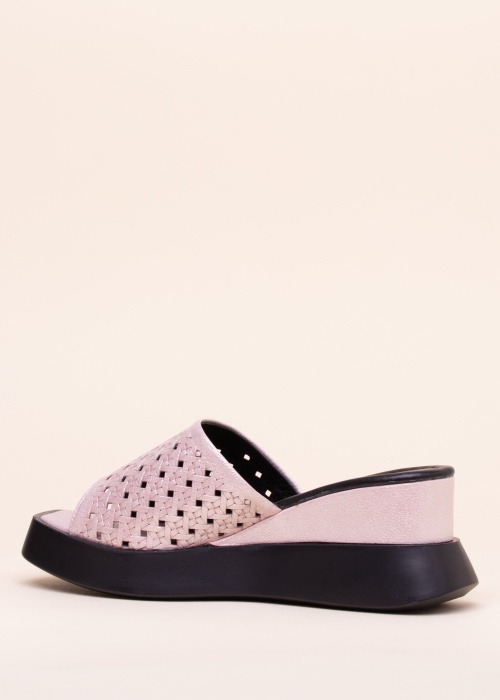 Loretta Vitale bateliai