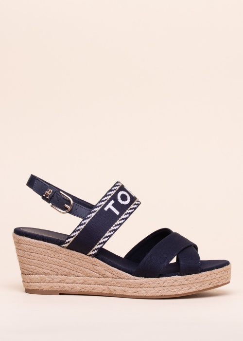 Tommy Hilfiger bateliai