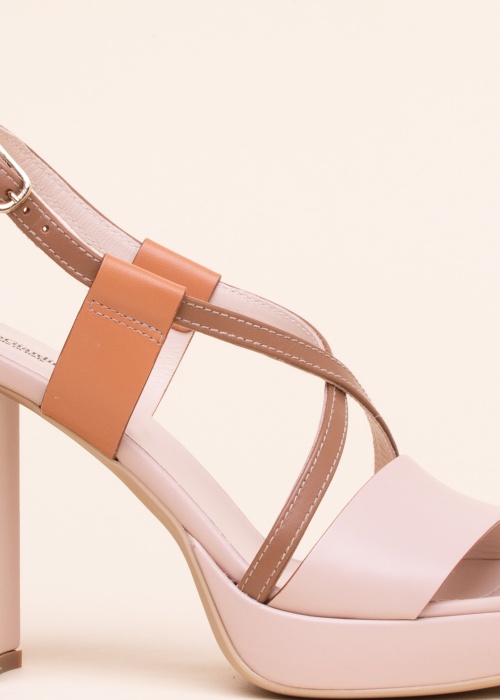 NeroGiardini bateliai