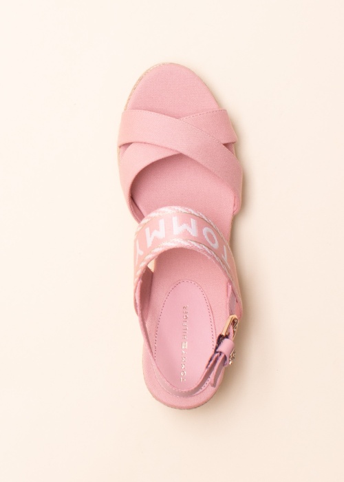 Tommy Hilfiger bateliai