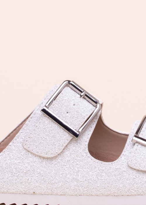 Colors of California sandalai