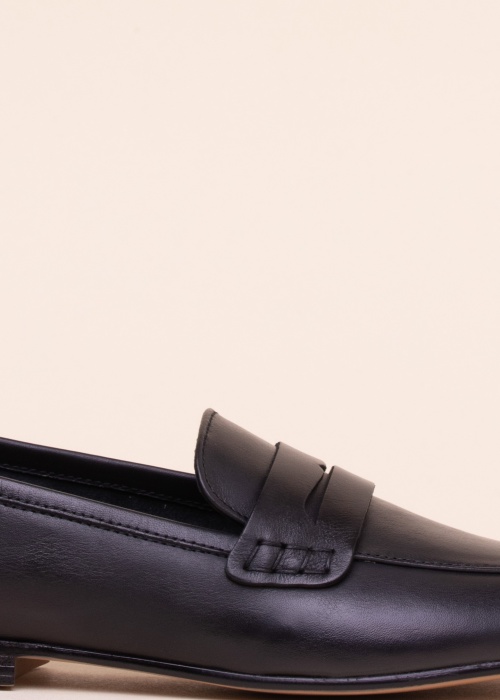 Tommy Hilfiger bateliai