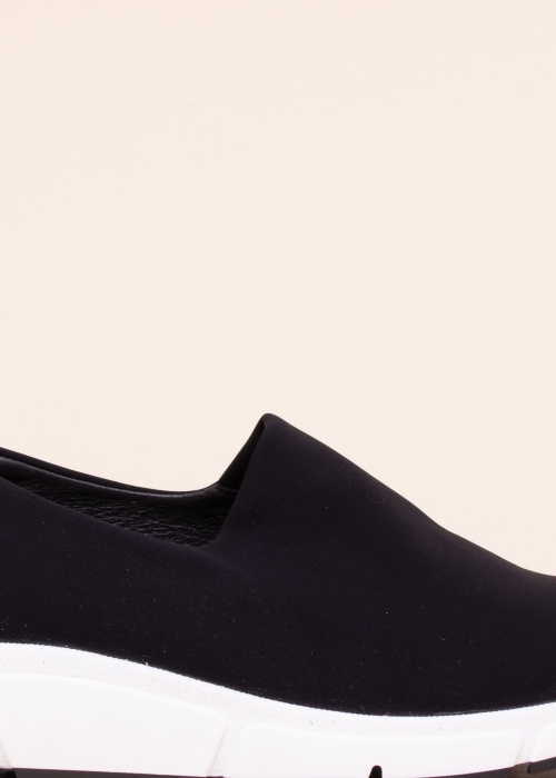 Gabor laisvalaikio bateliai