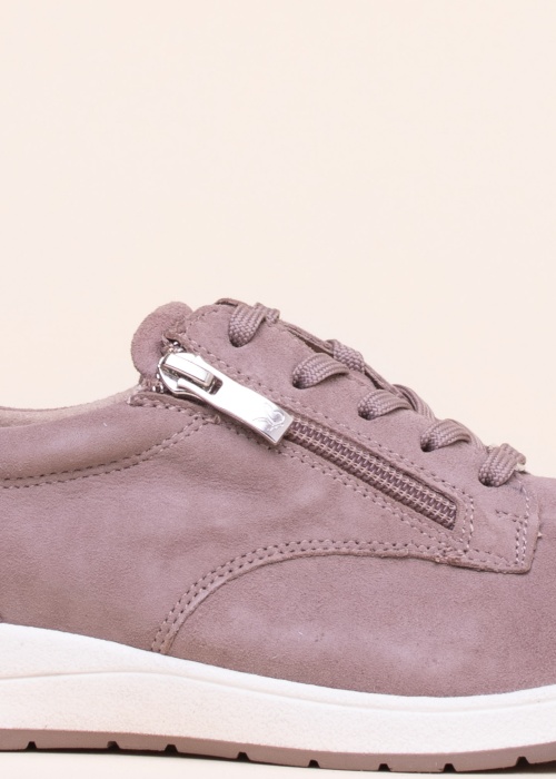 Caprice laisvalaikio bateliai