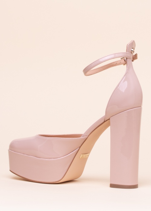 Guess bateliai Calane