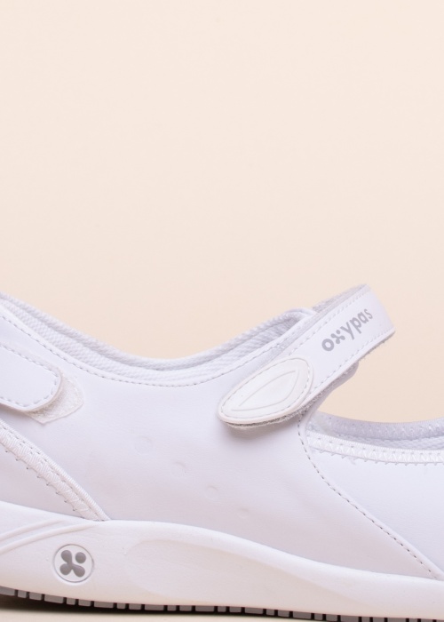 Oxypas darbo batai Nelie