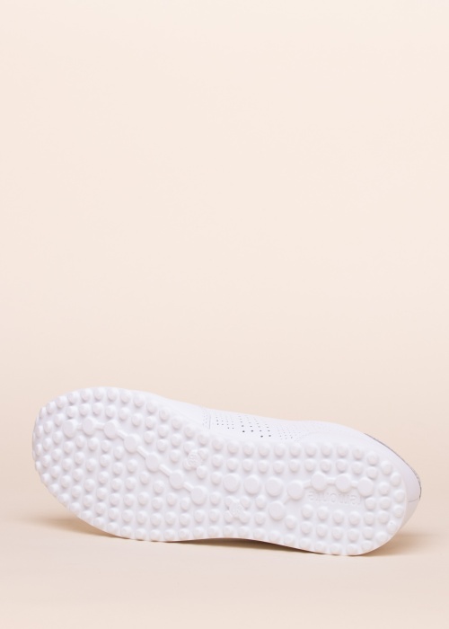 Remonte laisvalaikio bateliai