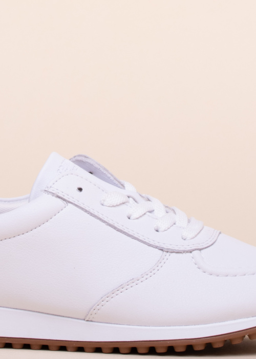 Remonte laisvalaikio bateliai