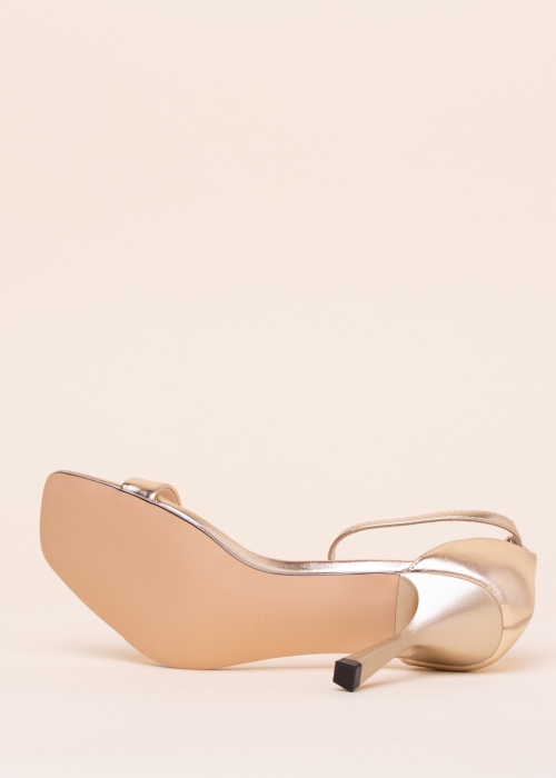 Only bateliai Aubrey-1