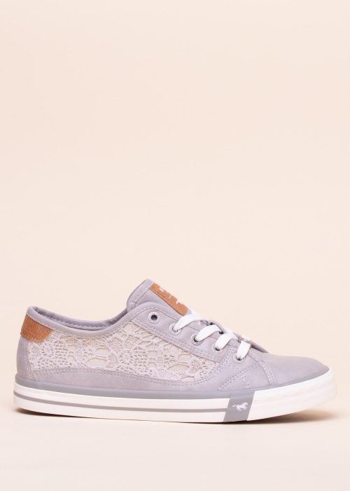 Mustang laisvalaikio batai