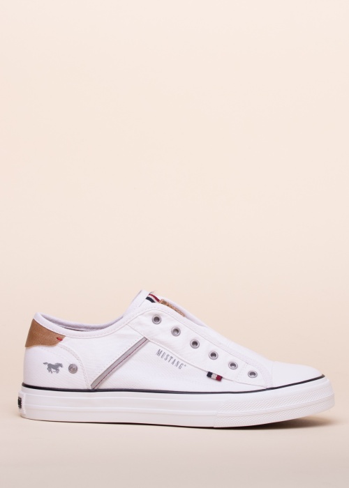 Mustang laisvalaikio batai