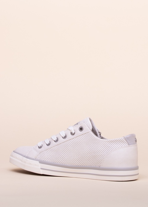 Mustang laisvalaikio batai