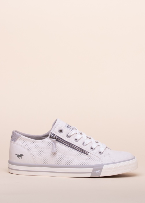 Mustang laisvalaikio batai