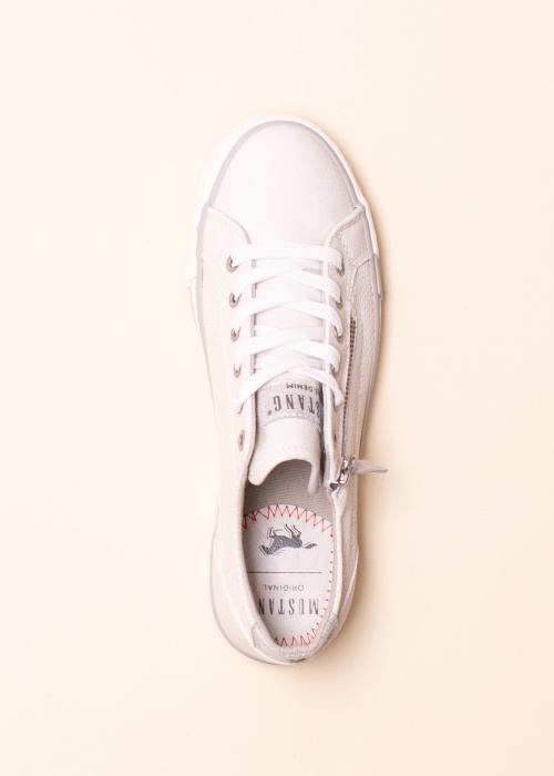 Mustang laisvalaikio batai