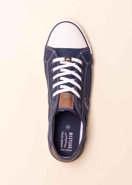 Mustang laisvalaikio batai