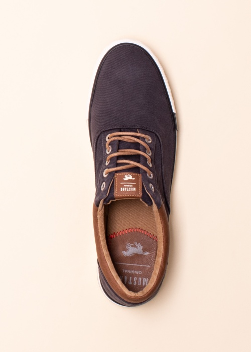 Mustang laisvalaikio batai