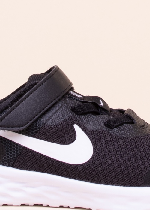 Nike bėgimo bateliai Revolution 6