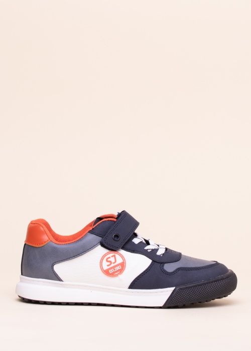 SJ laisvalaikio bateliai