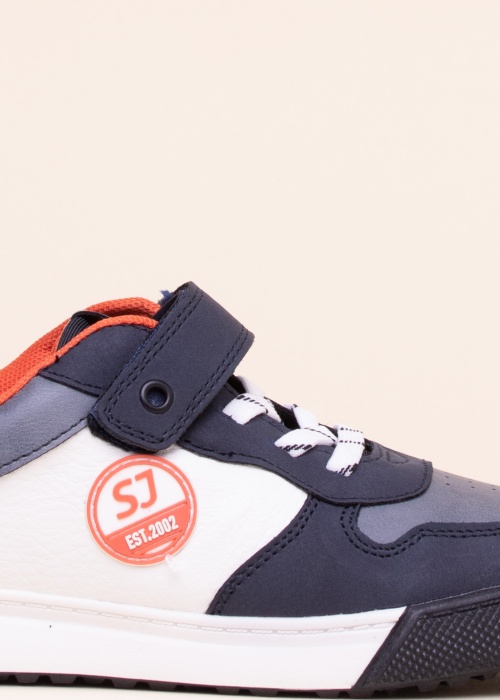 SJ laisvalaikio bateliai