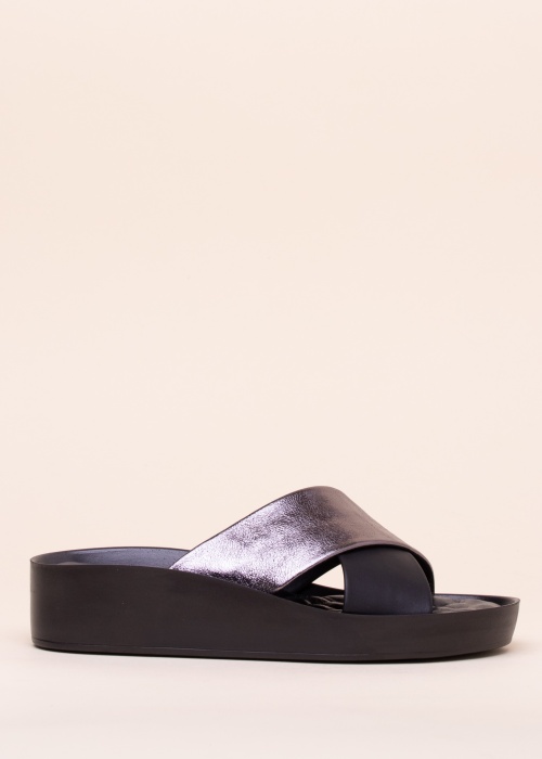 Loretta Vitale bateliai