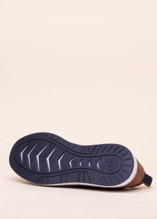 Bugatti laisvalaikio bateliai Colby