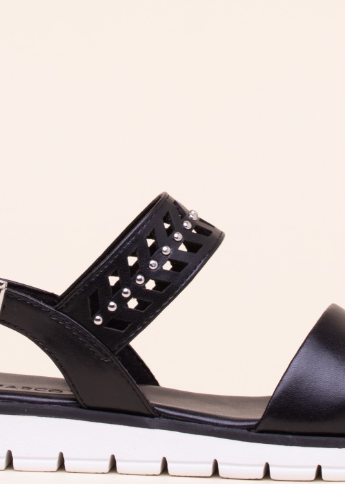 Marco Tozzi bateliai