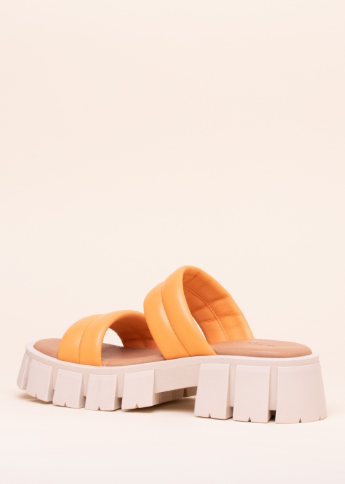 Ten Points bateliai Serena