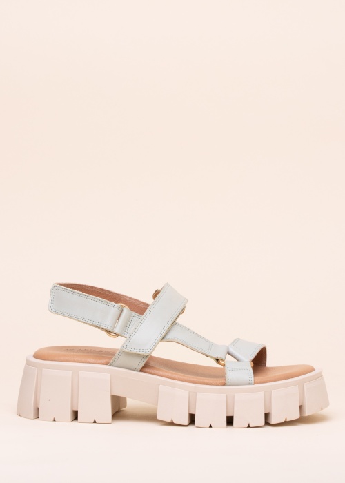 Ten Points bateliai Serena