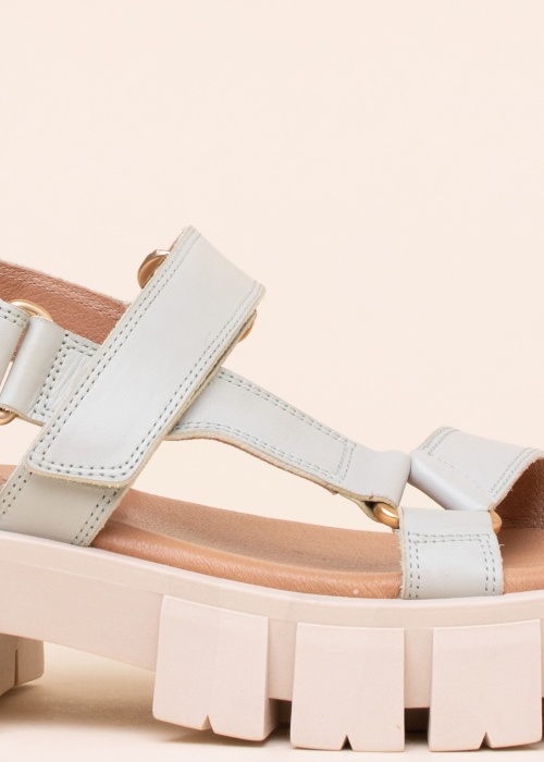 Ten Points bateliai Serena