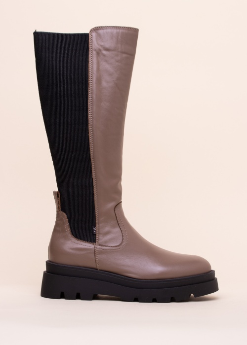 Musse & Cloud batai Madona