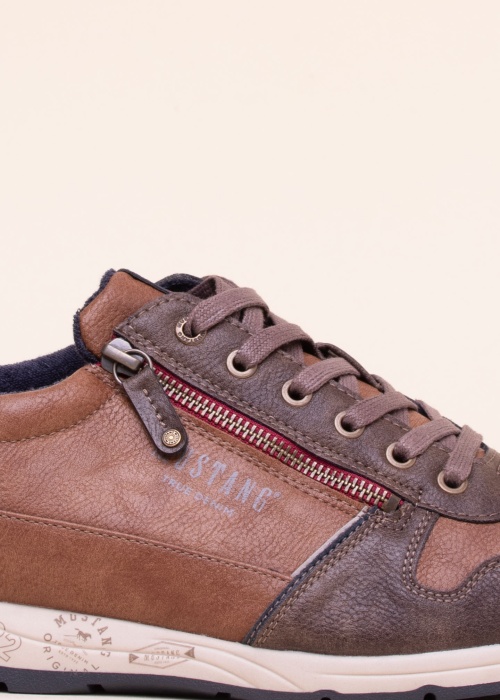 Mustang laisvalaikio bateliai