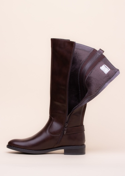 Lundeberg batai Meya