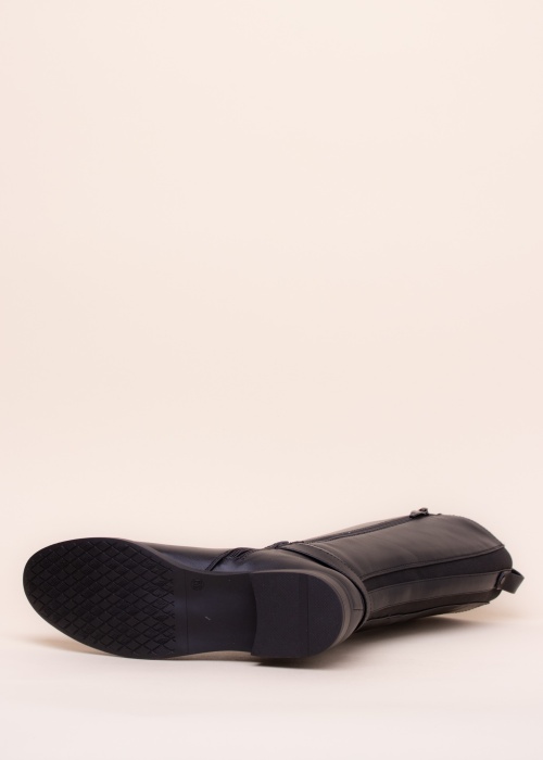 Lundeberg batai Lotta